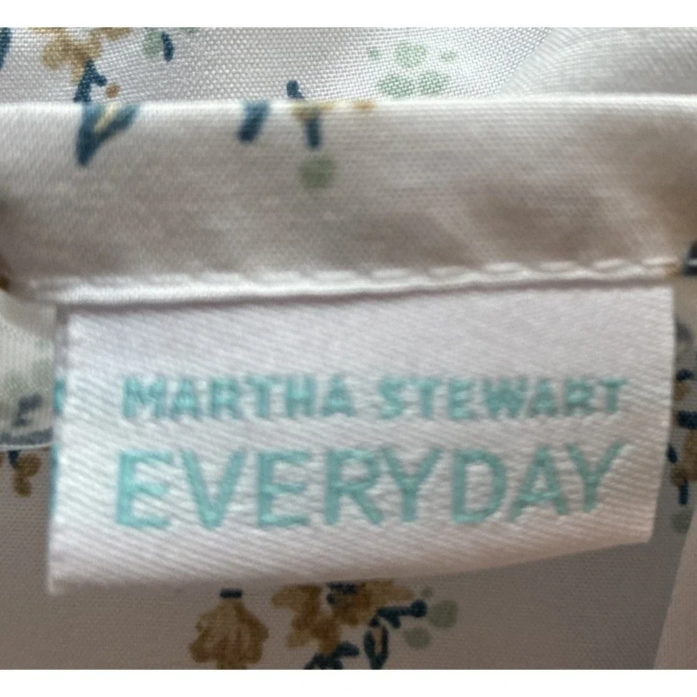 Martha Stewart Everyday Pair of Floral Pillow Shams 20X36 Inches